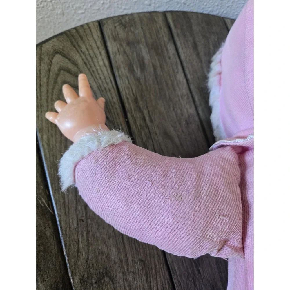 Vintage 1968 Ideal Toy Little Lost Baby 22